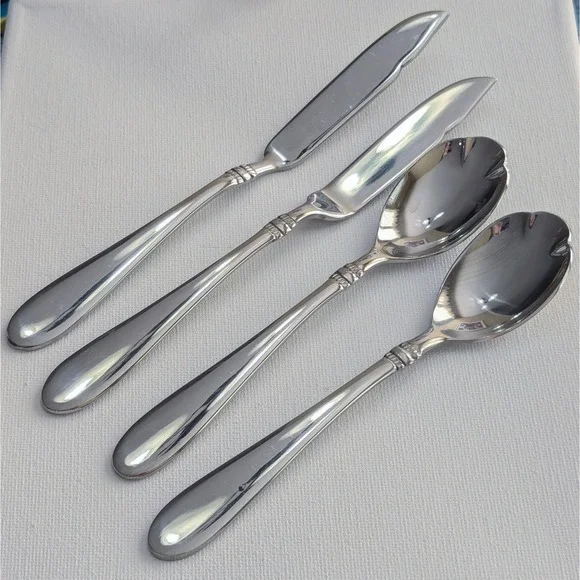 Oneida AVONDALE II Rope Bands Glossy 2 Butter knife & 2 Shell Sugar Spoon