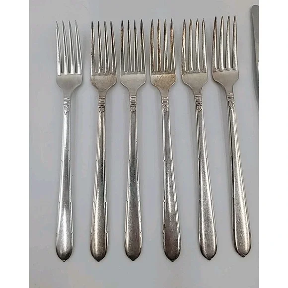 12pc BERKLEY SQUARE Oneida Community  Silverplate‎ Dinner Forks Knives Flatware