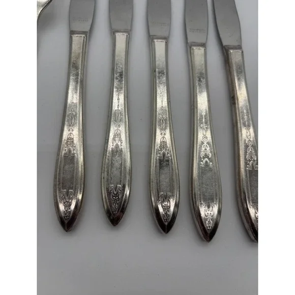 Vintage Stainless Steel Flatware Butter Knives & Fork Ornate Pattern Set‎ Lot