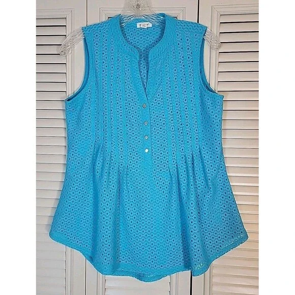 Ladies Westport Brand Blue Lace Blouse Size Small ~ Summer Fun
