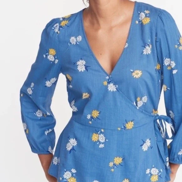 Old Navy Women Large Blue Floral Daisy Wrap Top V-Neck Long Sleeve Blouse NEW