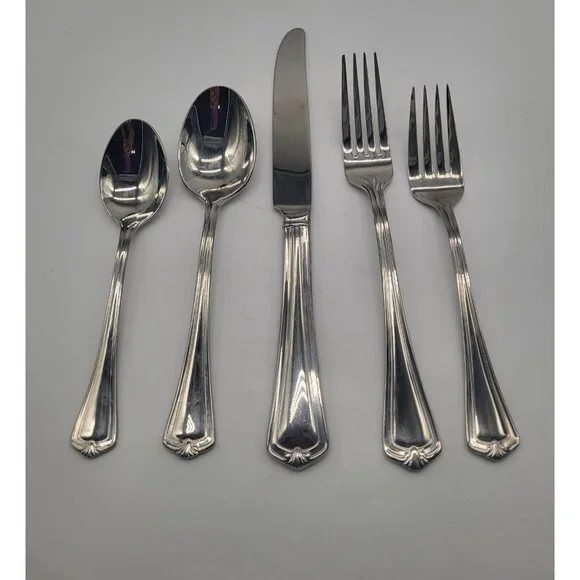 Reed & Barton Select Stainless Steel 18/10 HADLEY 5pc Flatware Set Service for 1