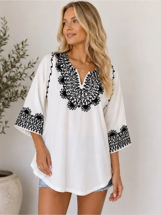 Vintage Boho Embroidered Tunic Top White Black Cotton Size 34 / XS