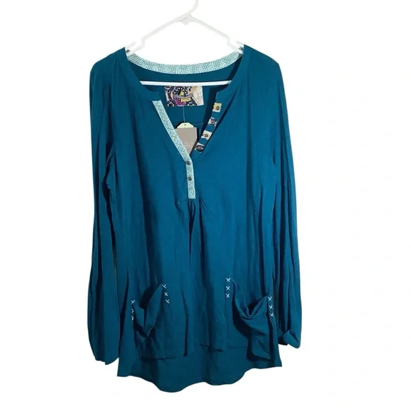 Little Yellow Button Anthropologie Boho Long Sleeve Tunic Top W/ Button V-Neck