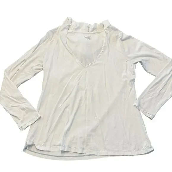 Old Navy Women’s white hoodie, jersey material, split neck, Size XL