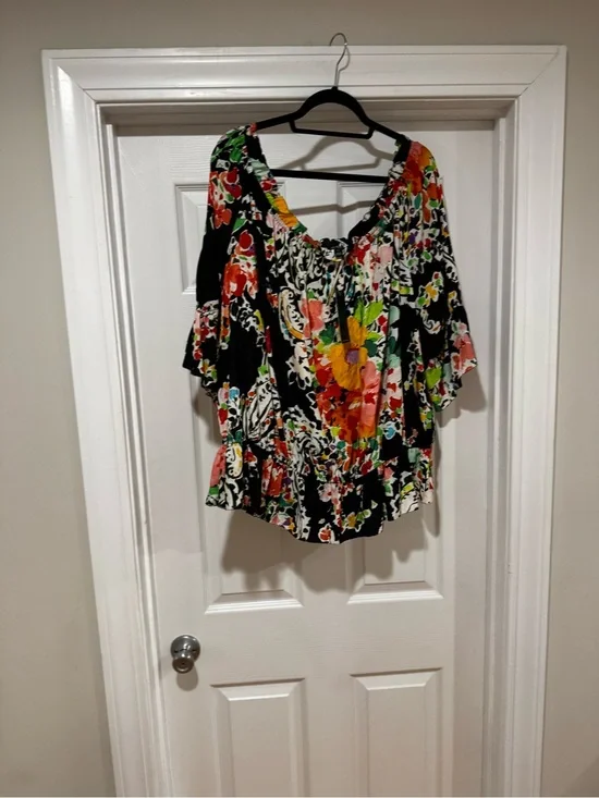 Lauren Ralph Lauren Black Floral Off-Shoulder Blouse