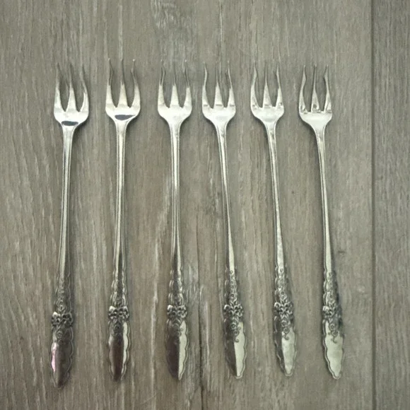 Oneida Community FLORAL GLEN Stainless Glossy Silverware Seafood Forks Set of 6‎