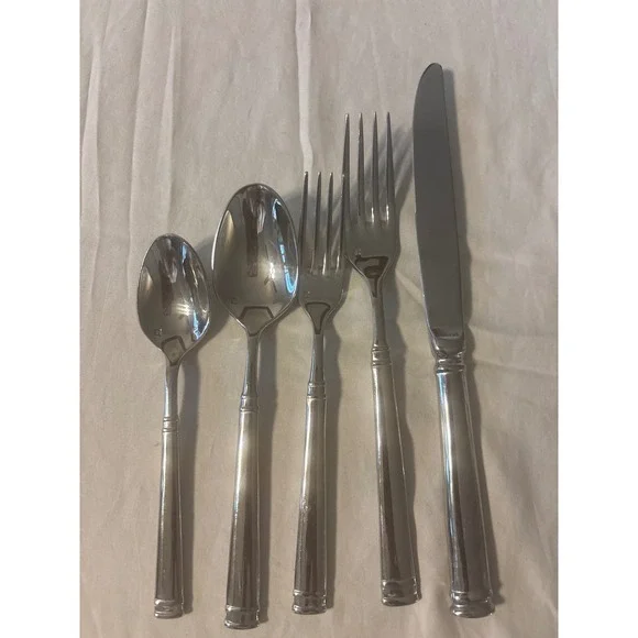 Fortessa Flatware Set Unisex 5 Piece  Lucca 18/10 Stainless Steel