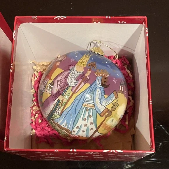 Vintage 2004 Pier 1 Li Bien Hand Painted Glass Christmas Ornament Bethlehem Deco