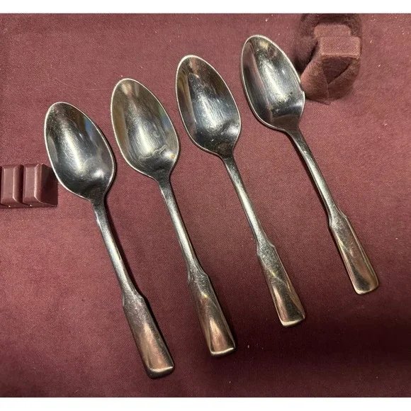Oneida Wm A Rogers Friendship Stainless Teaspoons Set of 4 Silverware Flatware