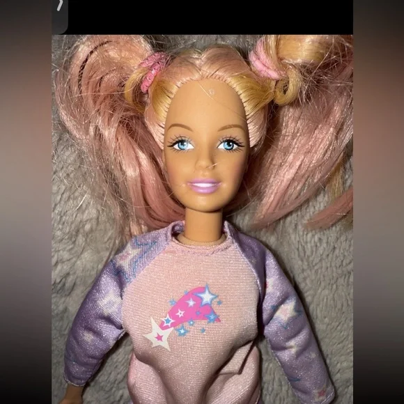 Dream Glow Barbie 2001 Soft Body Doll With Original Clothes great gift collector