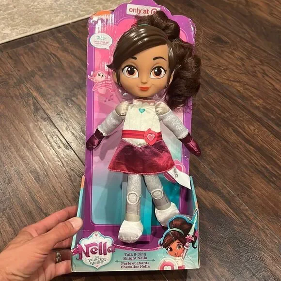 Talk and Sing Knight Nella the princess knight Doll Toy New In Box