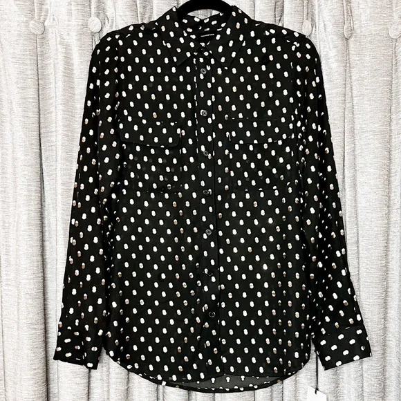 NWT Who What Wear Black Button Down Shirt with Gold & White Polka Dots Medium