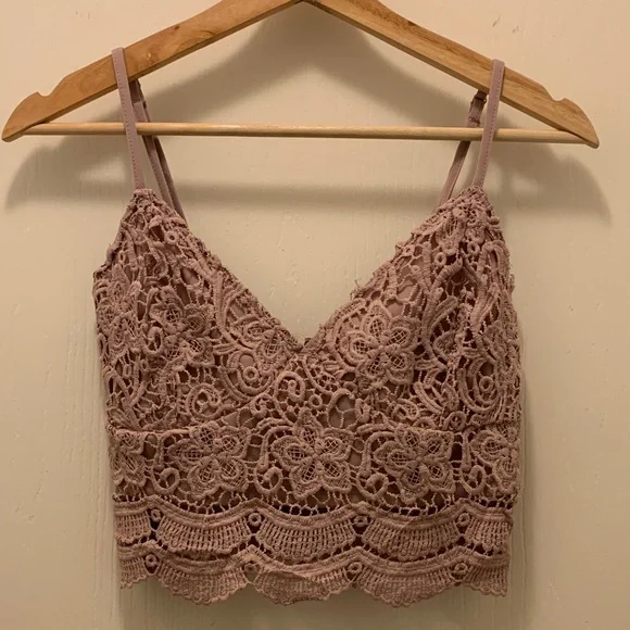 La Hearts Mauve Lace Crop Top