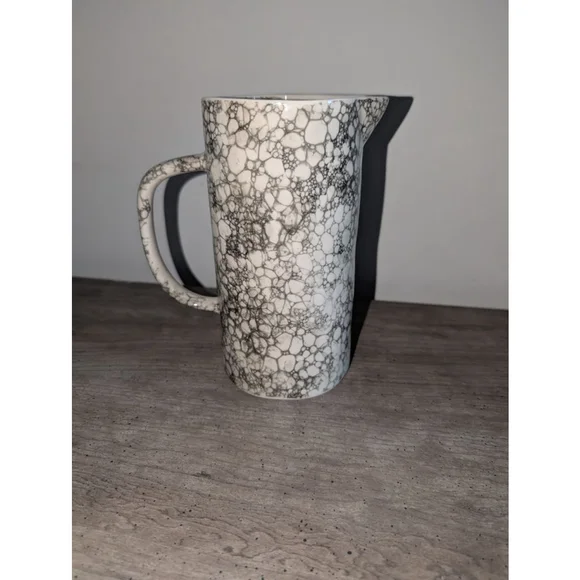Lenox Pebble Cove White Black Serveware Pitcher One Size