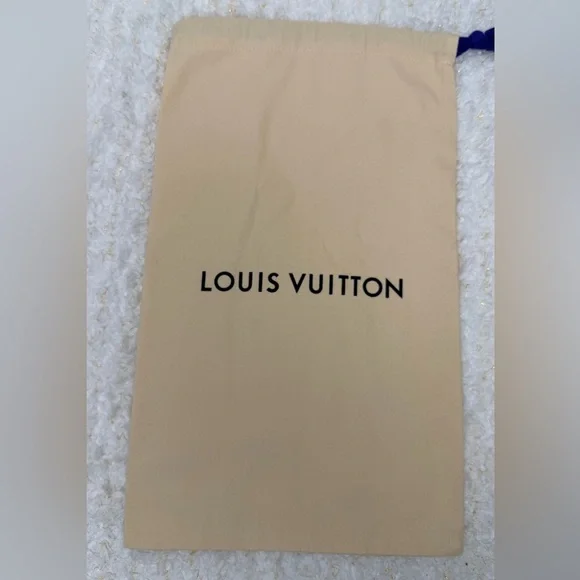 Louis Vuitton Beige Dust Bag‎