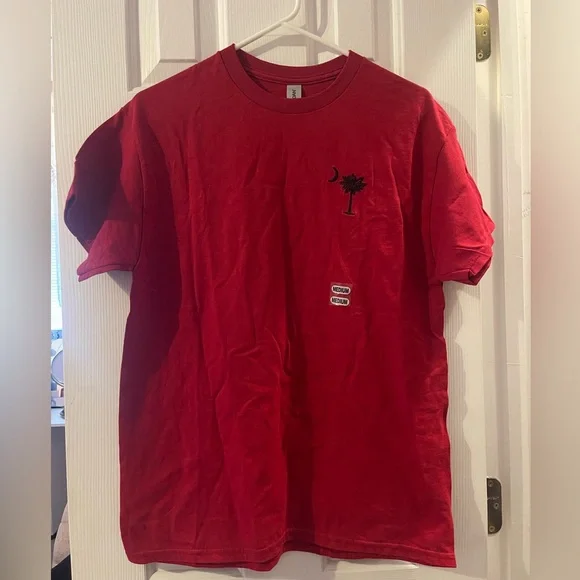 unisex medium shirt
