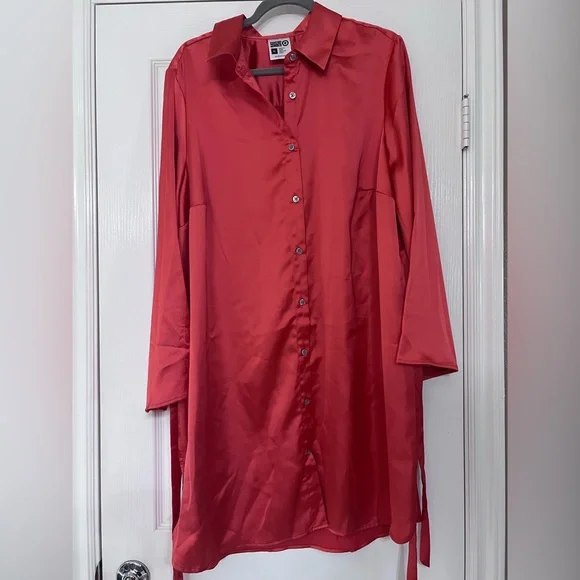 NWT- Elegant Coral Oversized Button Down