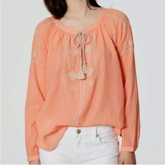 Loft Ann Taylor peach gitana Embroidered top