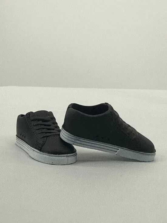 Y2K Black Miniature Doll Skate Sneakers Male Fashion Doll Shoes