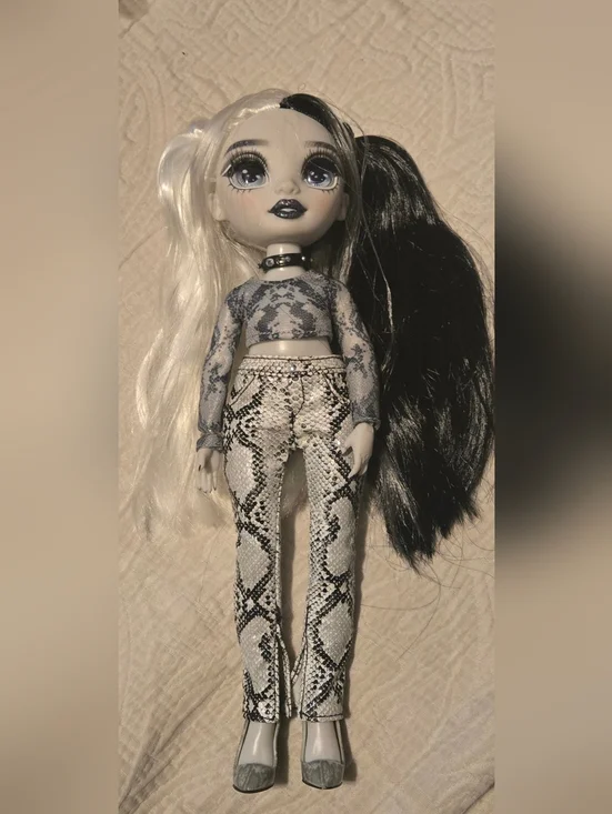 Rainbow High Shadow High Heather Grayson fashion doll.