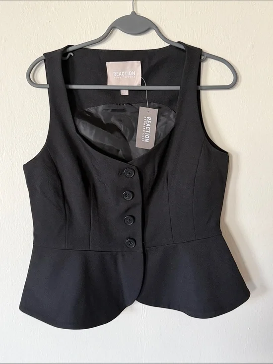 Reaction Kenneth Cole -Black Sleeveless Button Front Peplum Vest