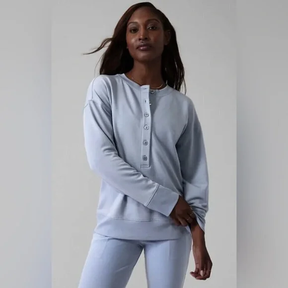 Athleta Balance Henley Sweatshirt // Blue Star