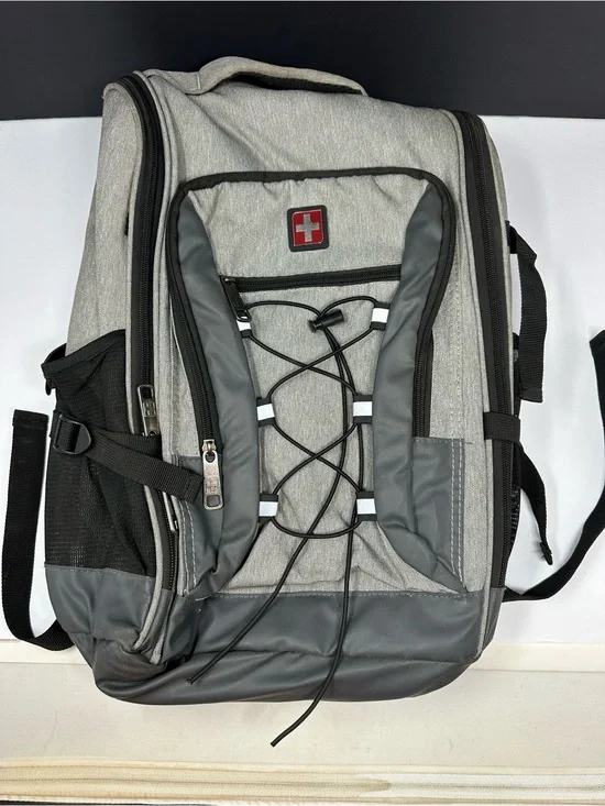 Swiss Tech unisex gray black bungee heavy-duty backpack school camping hiking K0