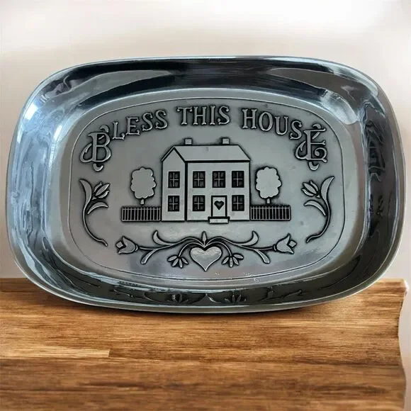 Wilton Armetale Bread Tray 