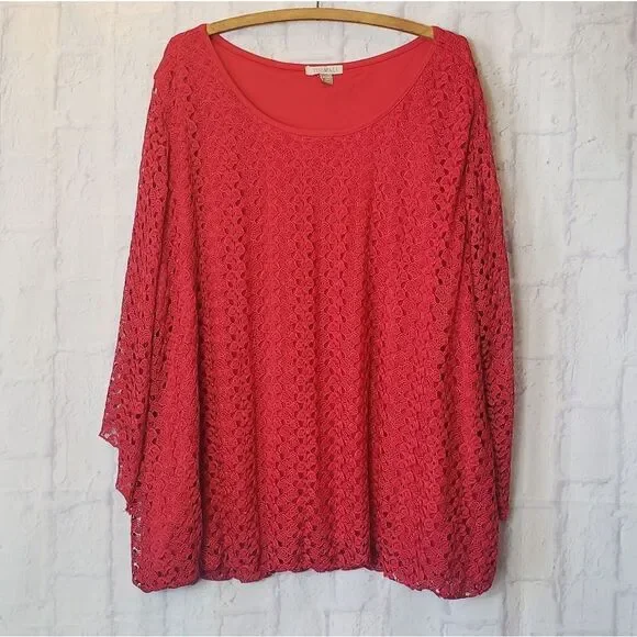 ROZ & ALI Flowy Scoopneck Red Lace Top 3X