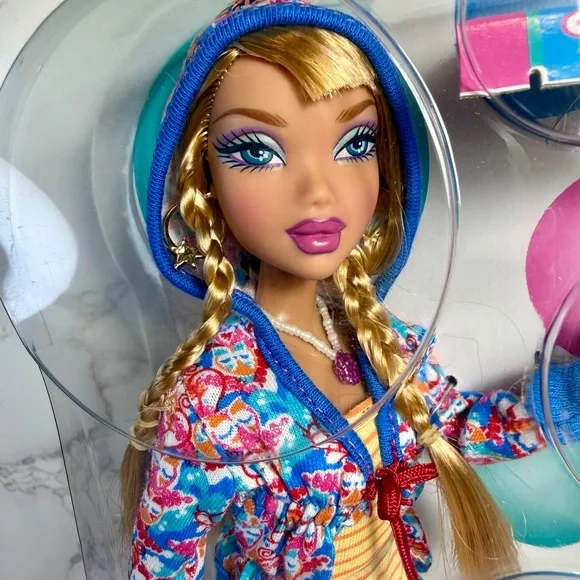 Barbie My Scene “Street Sweet” Kennedy Doll by Mattel