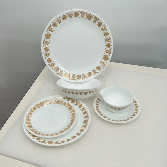 Vintage Corelle Corning Butterfly Gold 6 Piece Dinnerware Place Setting Pyrex