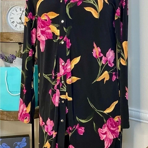 🌸Q4 - Susan Graver Liquid Knit Cardigan/Top🖤