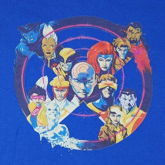 MARVEL Graphic Ladies Crew Neck Tee Size M
