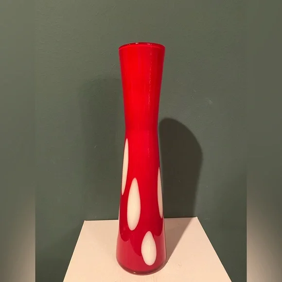Pier 1 Red and white 15” tall Art Deco glass Vase