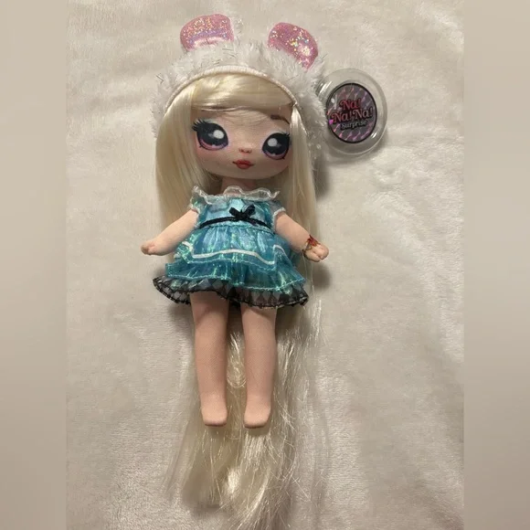 Na! Na! Na! Surprise Glam Alice Hops Bunny Doll