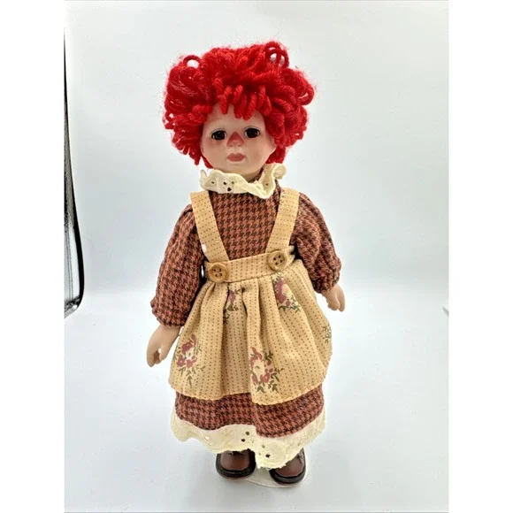 Seymour Mann Raggedy Ann‎ Doll Connoisseur Collection