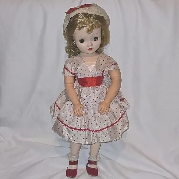 Vintage MADAME ALEXANDER  1950's Doll 