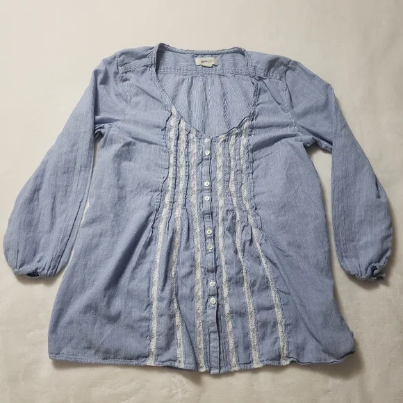 Aerie long sleeve striped lace detail shirt Size XS