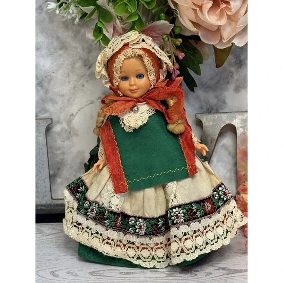 Vintage Ethnic European? Dress Plastic Doll 7