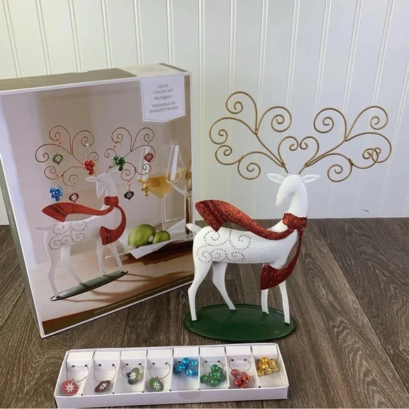 Pier 1 Imports Reindeer Drink Wine Charm Set