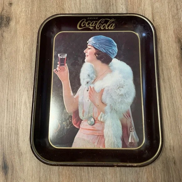 Vintage 1970s reproduction of 1920s Coca Cola Flapper Party Girl serving tray