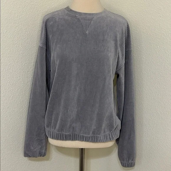 Ultra Soft & Roomy A New Day Gray Ribbed Long Sleeve Top S Small