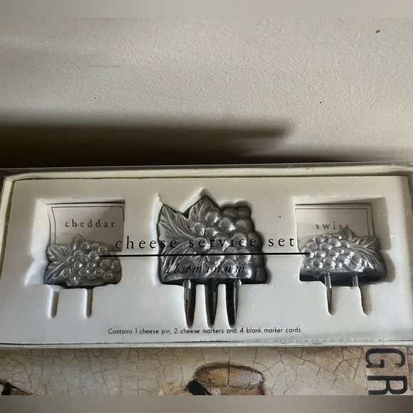 Pier 1 Cheese Set