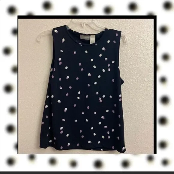🔵Liz Claiborne Black With Purple and White Polka dot tank!!!