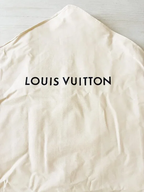 Authentic Louis Vuitton Cream Gusseted Garment Bag Cover 47.5”x23” Very Clean