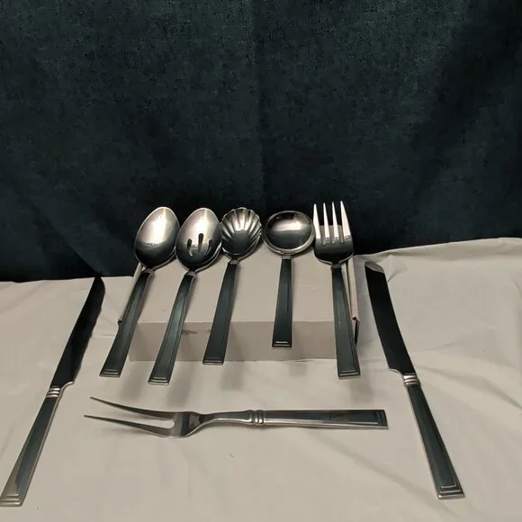 8 Pc HAMPTON SILVERSMITHS PORTFOLIO Serving Set | Glossy Hostess Completer 208