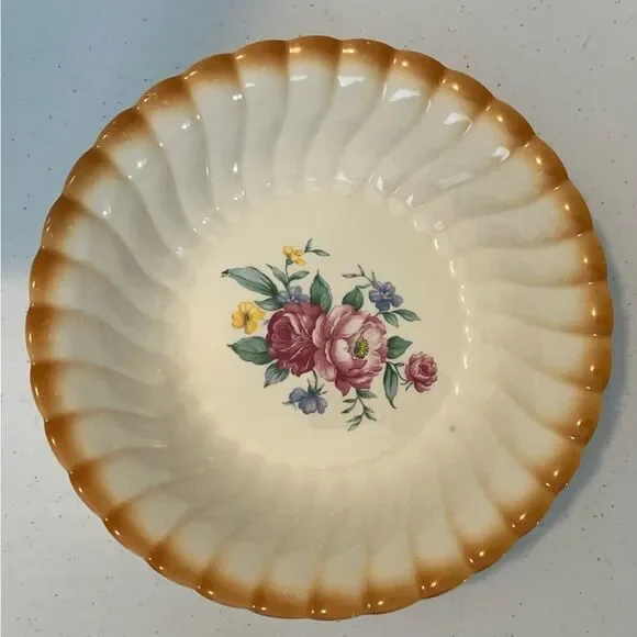 Vintage Homer Laughlin Serving 9