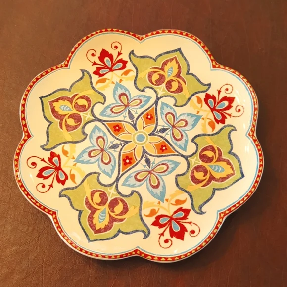 Pier 1 Imports Tapestry design decorative plate