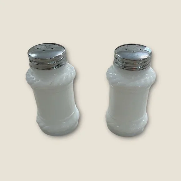 Vintage Milk Glass Salt & Pepper Shakers 3.5